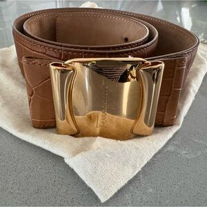 Salvatore Ferragamo RARE Gold Bow Belt Embossed Leather 80